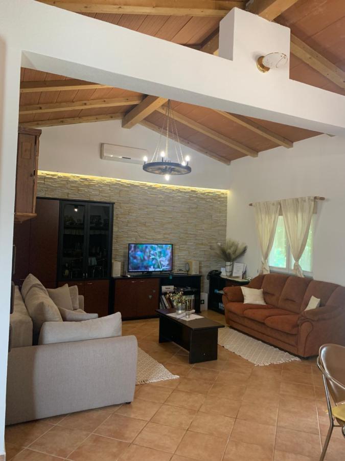 Holiday Home Villa Le Punte 로비니 외부 사진